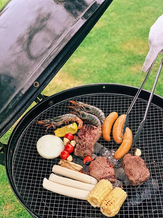 오징어게임 도시락은 평창에서, 넷플릭스 드라마와 비슷한 듯 출발했다가 그 끝은 럭셔리하게 창대해진다.