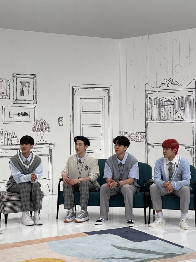 ▲ AB6IX 이대휘, 전웅, 김동현, 박우진(왼쪽부터). 제공| U+아이돌라이브