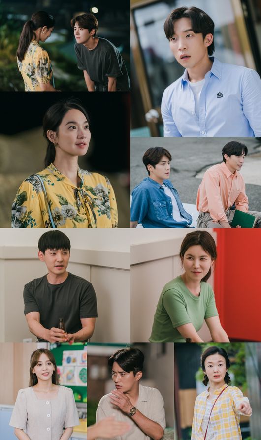 Car car car car is maximizing the fun of the drama with the chemistry of couples with various charms.TVN Toil Drama Car car car car (directed by Yoo Jae-won, produced by Shin Ha-eun, production studio dragon/jitist) is a realist dentist, Yoon Hye-jin (Shin Min-a) and a universalist Mr.Handy, Mr Hong (Kim Seon-ho) is a tikitaka healing romance in the sea town Resonance, which is full of my inner voice.While Hye-jin and Doo-sik, who have been hiding their minds hidden from each other, are spurring romance as they confirm their sincerity with a hot kiss, Ji Sung-hyun, Min-sun, Eun-cheol, Hwa-jeong, In Gyo-jin, Cho-hee (Hong Ji-hee) The interest in the colorful love line in the play is also hot.Now I have looked at the five romance lines that are bringing out the over-immersion by holding the hearts of viewers.#1. Yoon Hye-jin X Hong Doo Sik_Shikhye Couple # Just before becoming a lover in Friend relationship #I like Mr. Handy, Mr. HongHye-jin and Doo-sik, who were different from the lifestyle to the drama, stimulated the interest of viewers from the beginning with the titular Chemie.The two men, who became aware of the two-style shoes surfing by Hye-jins shoes pushed by the waves, came down to the resonance and opened the dentist and continued a more variety of relationships.Especially when I met, I was growling and tit-for-tat, but the help of the two was the most crucial for Hye-jin to adapt to the village.In the process, Hyejin and Doosik became rapidly familiar, and as they relied on each other and received comfort, the romance between them was piled up.However, Doosik, who has a trauma that all his loved ones leave, has drawn a line in the Friend relationship by hiding his mind toward Hyejin.The heart of the two-piece walk that was locked so tightly could not help but be opened to Hye-jins straight-line Confessions, which realized his feelings toward him, and the two confirmed each others love with a hot kiss.Hye-jin and Doo-sik, who will finally continue their new relationship with love, not friendship, will be more excited about what kind of love they will have.# Yoon Hye-jin X Ji Sung-hyun _ comet couple # Destiny The Slap # I like you as much as I liked you before, or more than thatWhen Hye-jin and Doo-sik hid their minds toward each other and arranged them in a Friend relationship, the appearance of star entertainment PD Sung-hyun, who found resonance, was a new turning point.Although Hye-jin said it was not, her best friend, Min-jeung, said that she liked Sung-hyun, a senior at school during her college days, and Sung-hyun, who saw Hye-jin again in the resonance, began to actively express his favor toward her, and a subtle tension was felt among the three.And when Sung Hyun was in college when he tried to ask Hye-jin for a date, it was revealed that he was not even able to make Confessions when he found out that he was dating his friend.Sung Hyun, who promised himself that he would never be late this time, conveyed his Confessions to Hye-jin with his candid heart.I like you as much as I liked you before, or I like you more than that, Hyejin. I just wanted to tell you before it was too late.I do not want to regret this time. Sung Hyuns ambassador, who expressed his sincerity, was enough to spread the excitement.However, Hye-jin has not answered Sung-hyun yet, and Hye-jin and Doo-sik have confirmed each others minds, so what changes will be made in their relationship and it will be the biggest key point in the remaining story.# Hong Doo Sik X Ji Sung Hyun _ Doo Sung Couple # While you saved each others lives # warm romance # Would you like to eat?Another interesting romance in the village of Car Car Car is the relationship between Dusik and Sunghyun, who have been saved from the crisis that is almost in the sea and have made a special relationship with Sunghyun.After having a drink together for the first time, not only did I know that I was the same age, but also their bromance was lit up by the fatal temptation of Do you want to eat ramen?However, not only Hye-jin but also the villagers quickly became familiar with Sung-hyun began to check the dusk.Especially, the check of the dumplings that Hye-jin handed to Sung-hyun was intercepted quickly by the dusk and put it in his mouth, or the way he taught Sung-hyun to surf caused the audience to laugh.Among them, Hyejin and Doosik confirmed their feelings toward each other with a kiss, and Sunghyun made a sincere confessions to Hyejin, so they are more curious about the ending of Doosik, Sunghyun, and their romance.# Pyo Mi-sun X Choi Eun-cheol # Instant VS Seolungtang # Confessions also rejected.The love line of Mi Sun and Eun Chul (Kang Hyung Suk) in the play is also gaining full support from viewers.As soon as she first saw Eun-chul, the first patient of the Yoon Dentistry, she had a crush on her handsome appearance like Hong Kongs handsome man.When I saw the car that invaded the center line, I saw the police officer who had met on the road and got on the patrol car of Eun-cheol.I know that these days, I like it easily, I meet lightly, and love is like an instant, Eun-chul said, I know that its a time of instants, and Im not a good person.But I am not good because I am so old. After that, Misun told Eun-cheol that he would close his favorite mind.Therefore, expectations are being amplified whether the romance of these two people will end as it is or another reversal opportunity will come.# Yeo Hwa Jung X Jang Young X Yoo Cho Hee # First Love Relationship # Three Mysteries of ResonanceFinally, the triangular love line of Hwajeong (Lee Bong-ryeon), In Gyo-jin, and Chohee (Hong Ji-hee) are also unmissable points of observation.Britain, who was divorced from Hwajeong, was rejected for a while after feeling the excitement after the first love, Cho Hee, and the Slap again.In addition, three years ago, Hwajeong and why he divorced, even the UK does not know the exact truth.In particular, the reason why the two people divorced is hidden in veil as one of the three mysteries of resonance.Attention is focused on what developments the unpredictable love lines of the three people will be, and whether their relationship is related to the second mystery of resonance.On the other hand, TVN Saturday Drama Car car car car is broadcast every Saturday and night at 9 pm.gat village car car car car