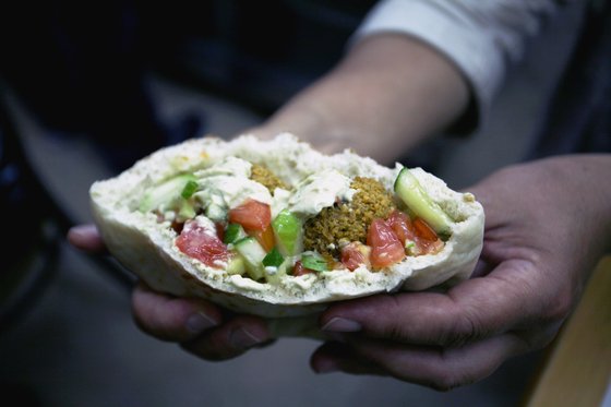 이스라엘 국민 간식으로 통하는 '팔라펠'. 이집트·팔레스타인 같은 아랍 국가에서 즐겨 먹는 음식이다. 백종현 기자