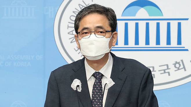 곽상도 사퇴 기자회견 (사진=연합뉴스)