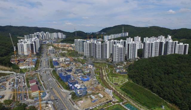 지난달 24일 경기 성남시 분당구 대장동 개발사업 현장 모습. 뉴스1