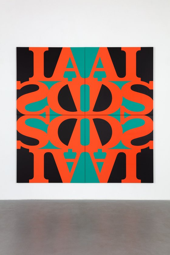 General Idea, Great AIDS (Pyrrole Orange), 1990/2019, 4 panels, acrylic on linen, 150 x 150 cm each panel, 300 x 300 cm. [사진 에스더쉬퍼]