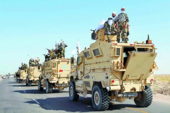 탈레반이 지난달 1일 아프가니스탄 제2의 도시 칸다하르에서 미군 철수를 축하하는 장갑차 행진을 벌이고 있다. [EPA=연합뉴스]