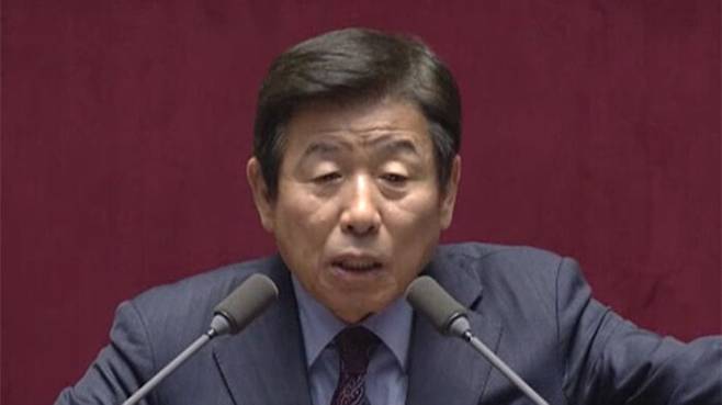 그는 "제 삶의 마지막일 것 같습니다" 라며 본회의장 발언대에 섰다.