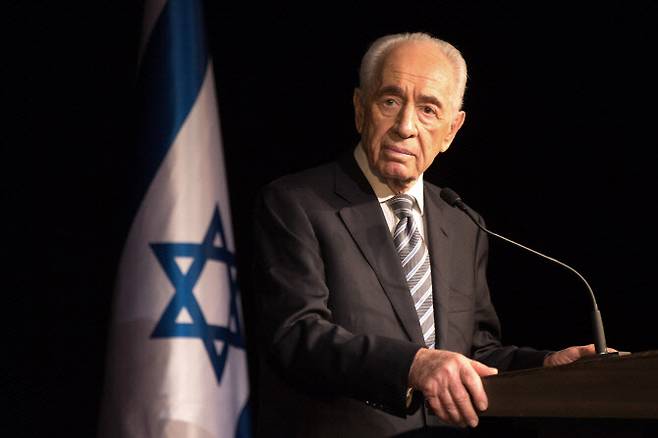 노벨 평화상 수상자인 시몬 페레스(Shimon Peres) 전 이스라엘 대통령의 2014년 연설 모습. 그는 9월 28일 93세의 나이로 별세했다. /AFP
