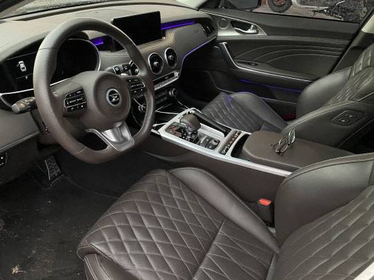 기아 스팅어 1열. <이상현 기자>