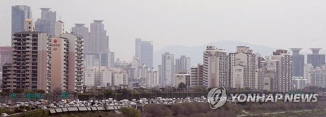 서울 성수대교에서 바라본 성동구 성수전략정비구역 일대 모습 [연합뉴스 자료사진]