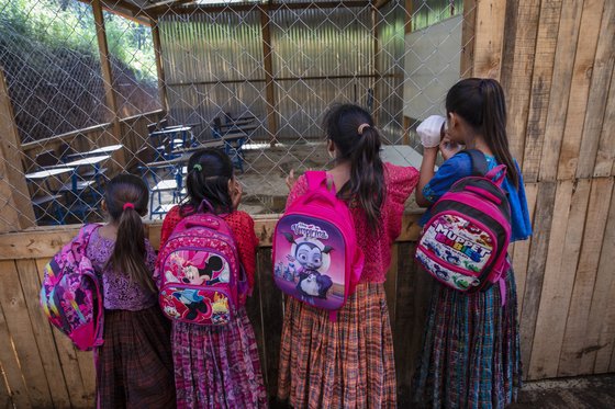지난 7월6일(현지시간) 과테말라 정착촌에서 한 학생들의 모습. AP=연합뉴스