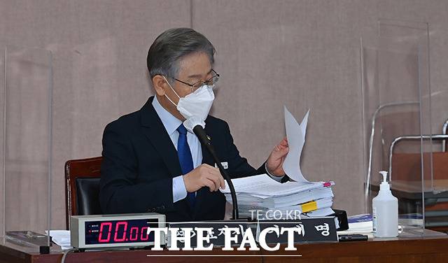 '대장동 2차전' 시작한 이재명 경기도지사.