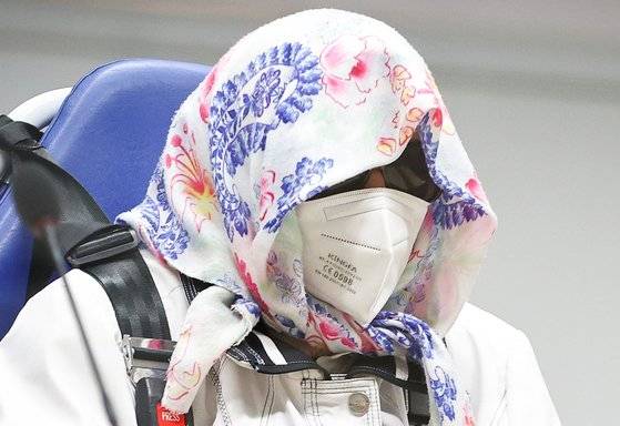 19일 독일 이체호 지방법원에서 열린 재판에 참석한 이름가르트 푸슈너(96). 로이터=연합뉴스