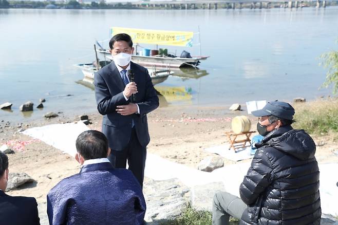 이재준 고양시장이 인사말을 하고 있다.