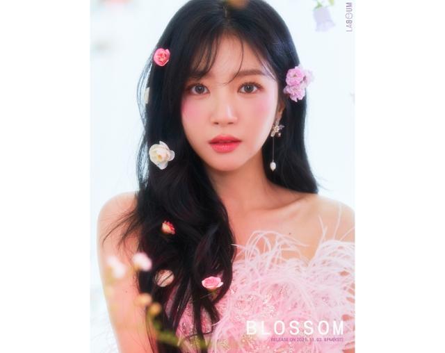 Group LABOUM (LABOUM) Haein raised expectations for a comeback with a watery, pure visual.Haeins personal concept photo of the mini-titled album BLOSSOM (Blossom) was released through the official SNS channel of LABOUM at midnight on the 22nd.Haiin in the open concept photo boasts a neat visual with freshness, as well as staring at the camera with a look that seems to be in First Love.The pink atmosphere that blends with Haeins look is full of excitement for fans.Especially, she completed a pure charm with a pink dress costume that revealed her shoulder line and a hair styling with a long straight flower pin.Here, she is stealing her gaze with her sparkling flower earrings, adding to her charm and glamor.LABOUM, which is raising expectations for comeback with concept photo by member sequentially, has started to preheat comeback in earnest by foreseeing track list, highlight medley, music video teaser.LABOUM, which celebrated its seventh anniversary this year, is working as a reverse-run syndrome and a selection of ambassadors for public relations in Gangnam-gu, and LABOUM is expected to write a myth of Jeongju-haeng as the mini-3rd album BLOSSOM.Meanwhile, LABOUMs mini-album BLOSSOM will be released on various sound One sites at 6 pm on the 3rd of next month.