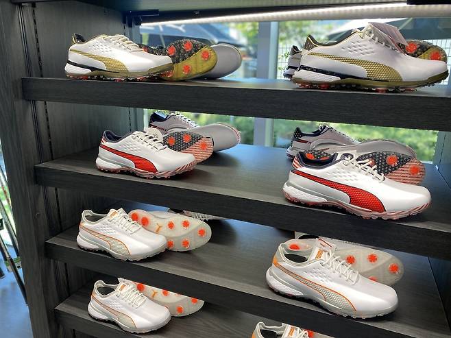 지난 14일 문을 연 '코브라 푸마 스토어'에서 판매 중인 푸마 골프화.© 뉴스1