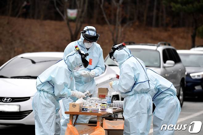 원주 코로나19 검체검사.(뉴스1 DB)