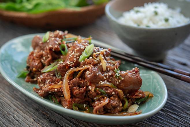 Jeyuk bokkeum, spicy Korean pork bulgogi (Holly Ford)