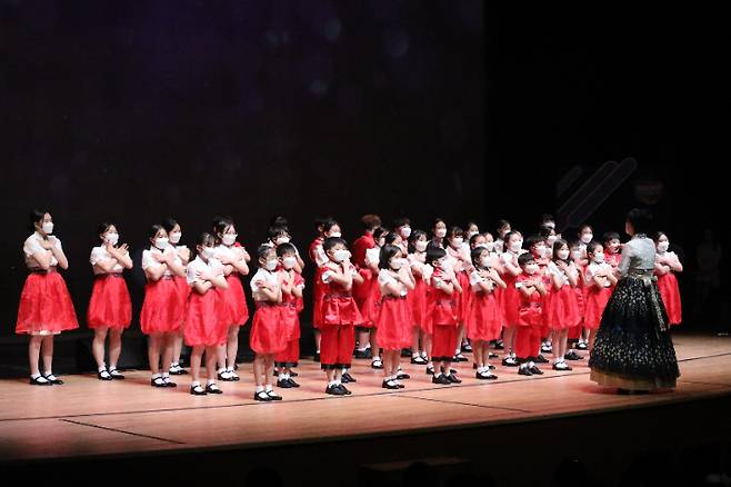 다문화소년소녀합창단 '모두'. 맘프 사무국 제공