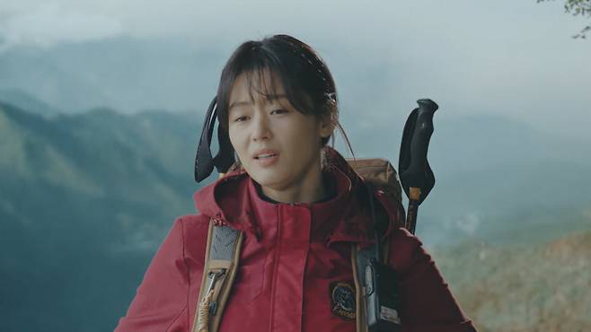 <지리산> 첫 회에서 CG가 어색하다는 평이 나온 장면. tvN 제공