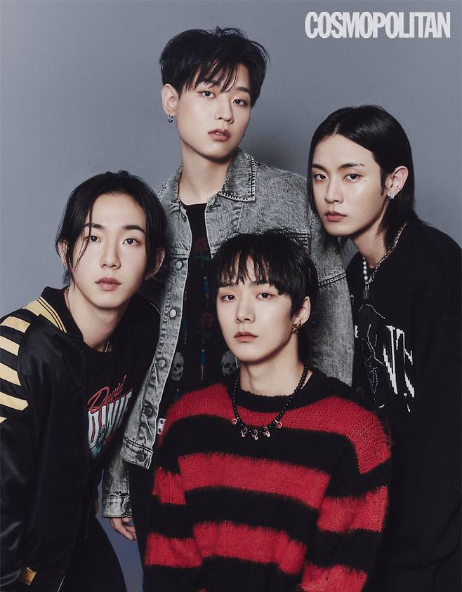 (임윤성)재킷 39만9천원 리바이스. 티셔츠, 목걸이 스타일리스트 소장품. (김슬옹)티셔츠 가격미정 존 바바토스. 데님 재킷 스타일리스트 소장품. 귀고리 본인 소장품. (변정호)카디건 32만원 올세인츠. 티셔츠 가격미정 존 바바토스. 목걸이 스타일리스트 소장품. (기탁)니트 톱, 목걸이, 귀고리 스타일리스트 소장품.