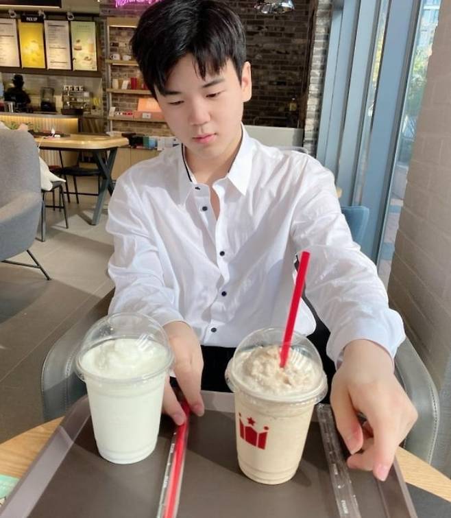 가수 윤민수 아들 윤후/사진=김민지 인스타그램