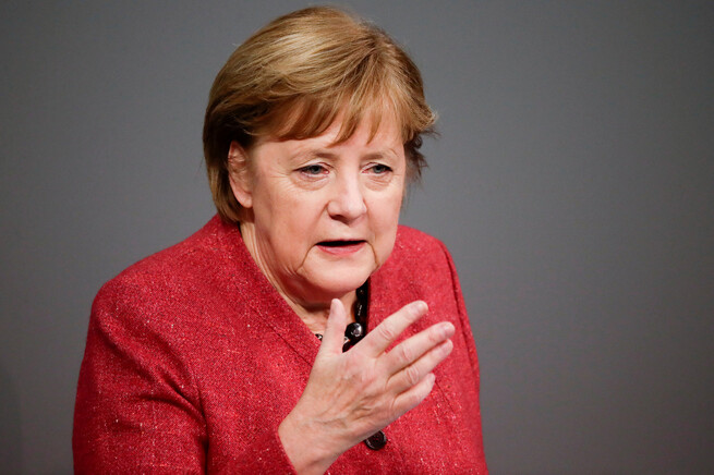앙겔라 메르켈 독일 총리가 지난해 12월 베를린 의회에서 연설하고 있는 모습. 베를린/로이터 연합뉴스