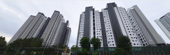 2018년 부활 이후 서울 강남에서 첫 재건축부담금이 부과될 예정인 서초구 반포동 반포현대 재건축 아파트. 2018년 1억3000여만원보다 훨씬 많은 금액이 나올 것으로 예상된다.