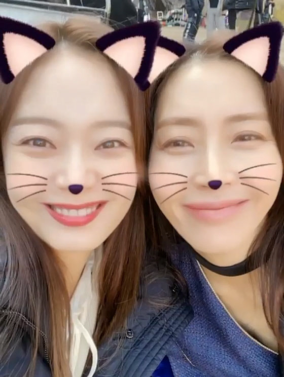 Actor Jean So-min transformed into Song Yoon-ah and Rabbit.Jean So-min posted the video on her Instagram on Thursday.The video shows the affection of Jeon So-min and Song Yoon-a, who are currently filming the drama Showwindo: The Queens House on Channel As 10th anniversary special drama, Jeon So-min and Song Yoon-a.It is a time to take a picture of the video together as if it is a break time.Then, Jean So-min and Song Yoon-a, who transformed into rabbits using mobile phone application.It attracted attention by showing a variety of expressions and showing the charm of lovely beauty in beautiful beauty.Meanwhile, Jean So-min is appearing on SBS entertainment Running Man and will appear on Channel A 10th anniversary special drama Show Window: Queens House scheduled to be broadcast on the 29th.