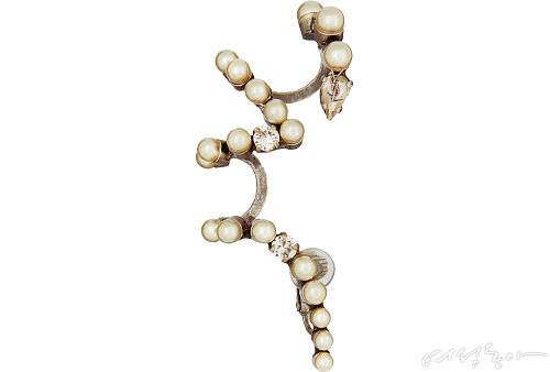 1백30만5천원 생로랑.