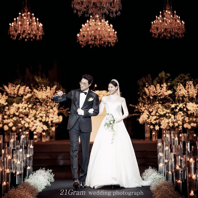 Singer Lee Jang-won and marriage Bae Da Hae gave marriage feelings.On the 16th, Bae Da Hae opened his mouth to Instagram, I have finished well in the celebration and blessing of many people.I have put it in my heart, in my heart, in my heart, and in my heart, I will live with Memory for a long time, and I will live with it.Ill be good, he added.In the public photos, Bae Da Hae and Lee Jang-won, who are marriage-style with visuals of good-natured women, attract attention.Meanwhile, Lee Jang-won Bae Da Hae, who announced the surprise marriage news in August, rang the wedding march in Seoul on the 15th.We have finished well in many peoples congratulations and blessings!Its not easy steps, and many people who congratulate you with your heartIm all in my heartIll live with Memory for a long time, and Ill leave it for youThank you very muchIll be fine211115