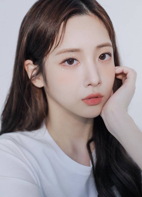 러블리즈 유지애가 YG케이플러스와 전속 계약을 체결하고 연기 활동을 시작한다. /YG케이플러스 제공