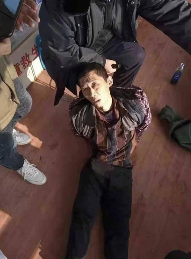 지난달 중국 지린성 지린교도소를 탈출한 북한 국적 주현건씨. 절도, 강도 등의 혐의로 복역 중이던 그는 출소 1년 10개월을 앞두고 탈옥했다가 41일만인 28일 체포됐다./중국 소셜미디어