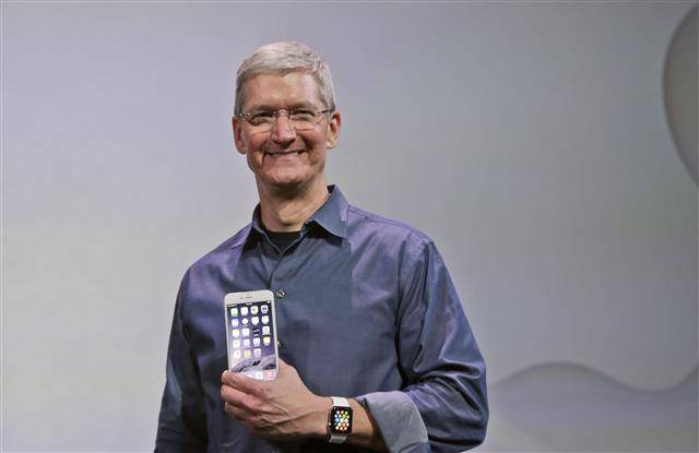 팀 쿡 애플 최고경영자(CEO)AP 연합뉴스