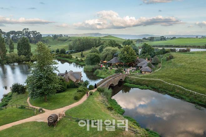 10일 뉴질랜드 호비튼에서 열린 반지의 제왕 20주년 기념행사는 호빗 전통 음식이 함께 선보였다.(사진=뉴질랜드관광청)