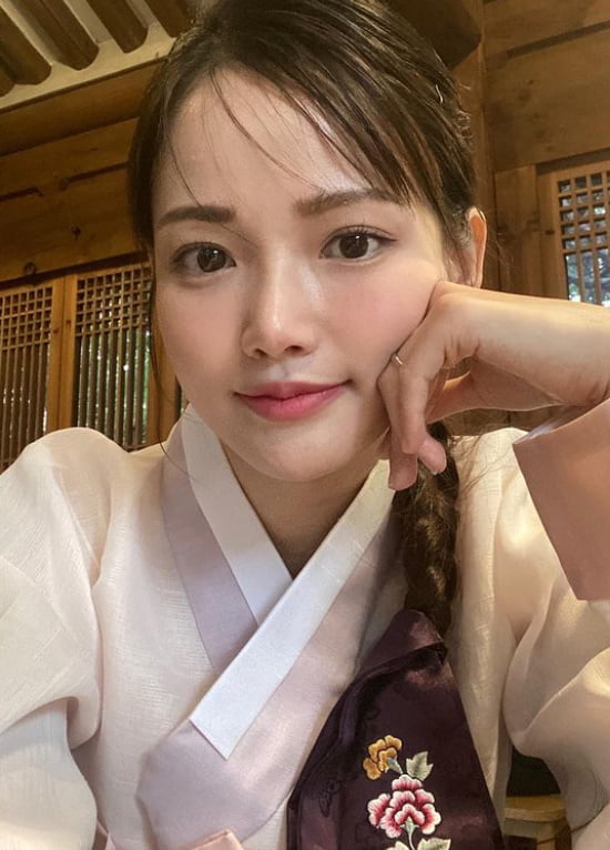 Actor Ha Yeon-soo showed off his charm in a hanbok.On the 21stHa Yeon-soo posted several photos and videos on his instagram with the article I miss you already, we are good.In the photos and videos, Ha Yeon-soo is staring at the camera in a hanbok, with distinctive features such as big eyes and a sharp nose and clean skin.Especially, the simple visual that seems to pop out of the historical drama is admirable.Ha Yeon-soo appeared on SBS Plus Winat Season 2 last year.