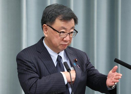 24일 베이징 올림픽 '외교적 보이콧' 방침을 밝힌 마쓰노 히로가즈 일본 관방장관