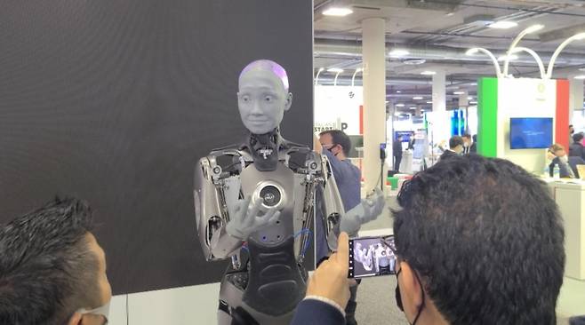 7일(현지시각) 미국 라스베이거스 스타트업 전용관 유레카파크에 전시된 휴머노이드 로봇 아메카. /사진=오문영 기자