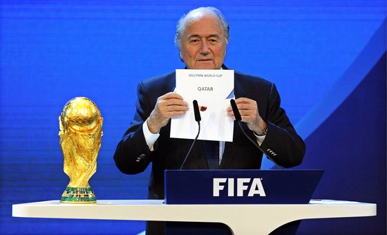 FIFA 회장을 17년 동안 역임한 블래터는 독단과 전횡을 일삼는 인사라는 평가를 받았다. [EPA=연합뉴스]