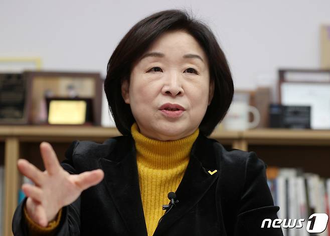 심상정 정의당 대선 후보가 5일 서울 여의도 국회의원회관 의원실에서 뉴스1과 인터뷰하고 있다. 2022.1.5/뉴스1 © News1 구윤성 기자