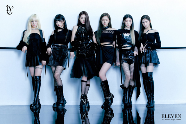 그룹 아이브는 데뷔 이후 일주일 만에 음악 방송 1위를 차지했다. 웨이크원, 스윙엔터테인먼트 제공