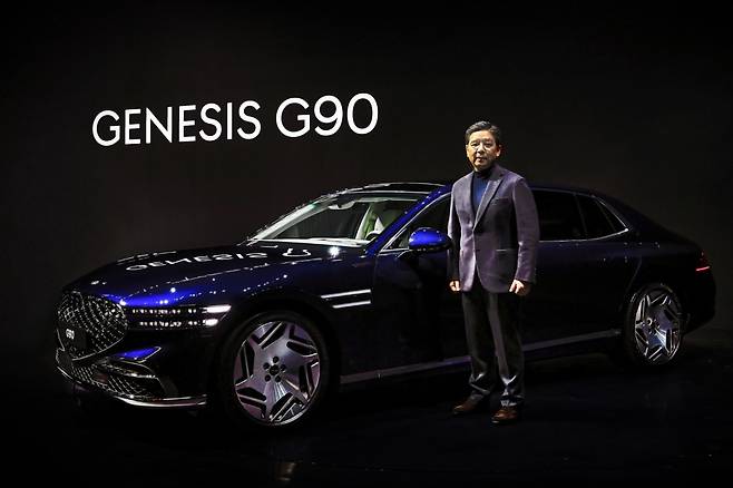 장재훈 제네시스 사장이 G90의 글로벌 판매 목표를 2만대로 제시했다. /사진=제네시스