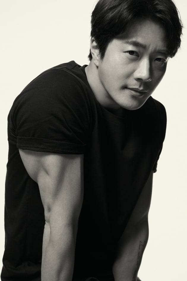 영화 '해적: 도깨비 깃발'에 출연한 배우 권상우. / 사진제공=수컴퍼니