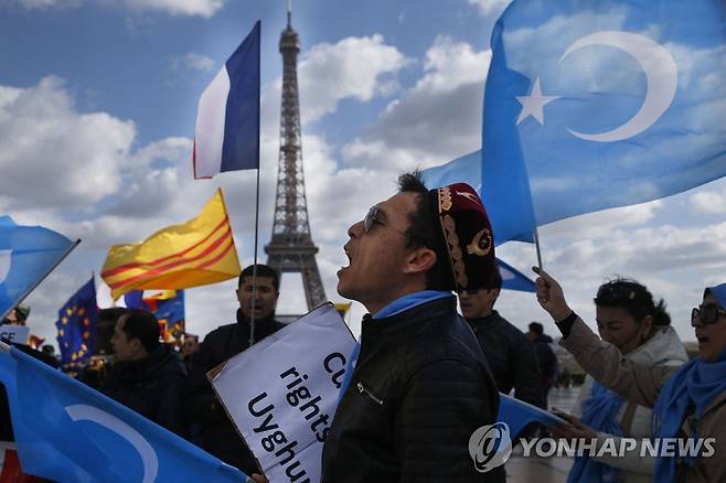 2019년 프랑스 파리에서 열린 위구르족 탄압 규탄 시위 [AFP=연합뉴스 자료사진. 재판매 및 DB 금지]
