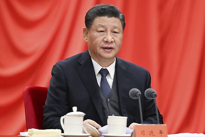 시진핑 중국 국가주석이 2022년 1월 18일 수도 베이징에서 열린 중앙기율검사위 6차 전체 회의에서 연설하고 있다. /연합뉴스