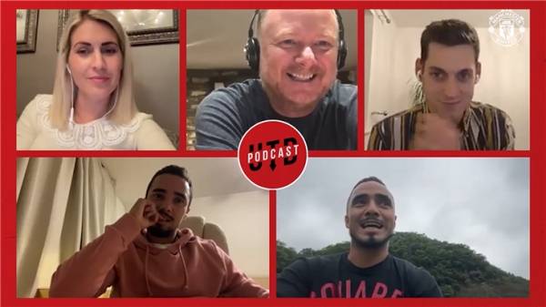 구단 미디어와 인터뷰를 갖는 파비우 다 실바-하파엘 다 실바 쌍둥이 형제. 사진|맨체스터 유나이티드