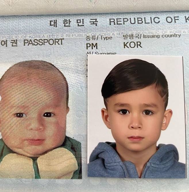 A passport photo of the son William III of England, from Australian broadcaster Sam Hammington, has drawn attention.On the 15th, William III of Englands SNS account said, My second passport photo. I just took a photo to make a new passport after the passport period.I do not think I can go abroad with my passport, do you? I look like Im a lot big ~ my face has changed a lot. The photo is a proof photo of William III of England taken to issue a new passport, and you can see William III of England, who took a picture with a dignified expression.In the picture compared to the past passport photos, the appearance of William III of England, who grew up as a child, attracted the admiration of Aunt Lanson and his uncles.Meanwhile, William III of England was the first son of Sam Hammington, and he was loved by his younger brother Bentley and KBS 2TV Superman Returns.