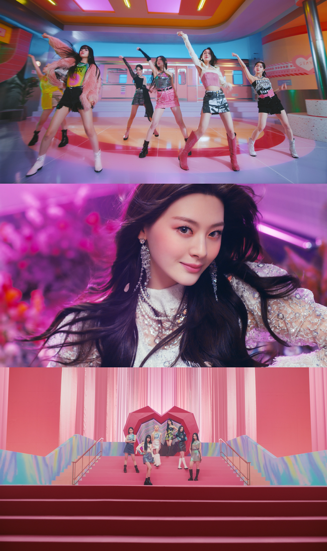 The group STAYC (STAYC) unveiled a more powerful performance.STAYC (SUMIN, Sieun, Aisa, Seeun, Yoon, and Jaei) released its second mini-album YOUNG-LUV.COM (Young Love.com) title song RUN2U (Runtuyu) music video teaser on its official SNS and homepage at 0:00 on February 20.In the public image, the identity of the audio source released on the official homepage for three days was drawn.The sound, completed with a fantastic combination of musical instrument sources, was exquisitely combined with STAYCs tin-fresh charm to complete a more colorful atmosphere.The aggressive drop part and the magnificent Bress sound further enhance the 6-color, 6-color energy and raise the curiosity about the main music video.Some of the performance using unrealistic proportions were also released through the teaser on the day, which measured the strong addictiveness that followed ASAP (Acep) and STEREOTYPE.YOUNG-LUV.COM is an album that depicts the unique genre Tin Fresh, which was created by STAYC, with a wide range of music.Among them, the title song RUN2U is a song that expresses the heart that it will run toward you without fear for love, even if others say it, with STAYCs tin fresh genre.STAYC is expected to demonstrate its 4th generation Kim Mi-hee down presence with more powerful and charming charm through this new news full of sweaty tin fresh.With the high-up producer Black Eyed, global fans are expecting the musical synergy that the production team consisting of hit makers, BXN, new producer FLYT, will.b and STAYC will show.STAYCs second mini-album YOUNG-LUV.COM will be released at 6 pm on the 21st.