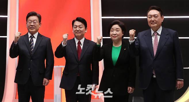 왼쪽부터 더불어민주당 이재명 후보, 국민의당 안철수 후보, 정의당 심상정 후보, 국민의힘 윤석열 후보. 국회사진취재단