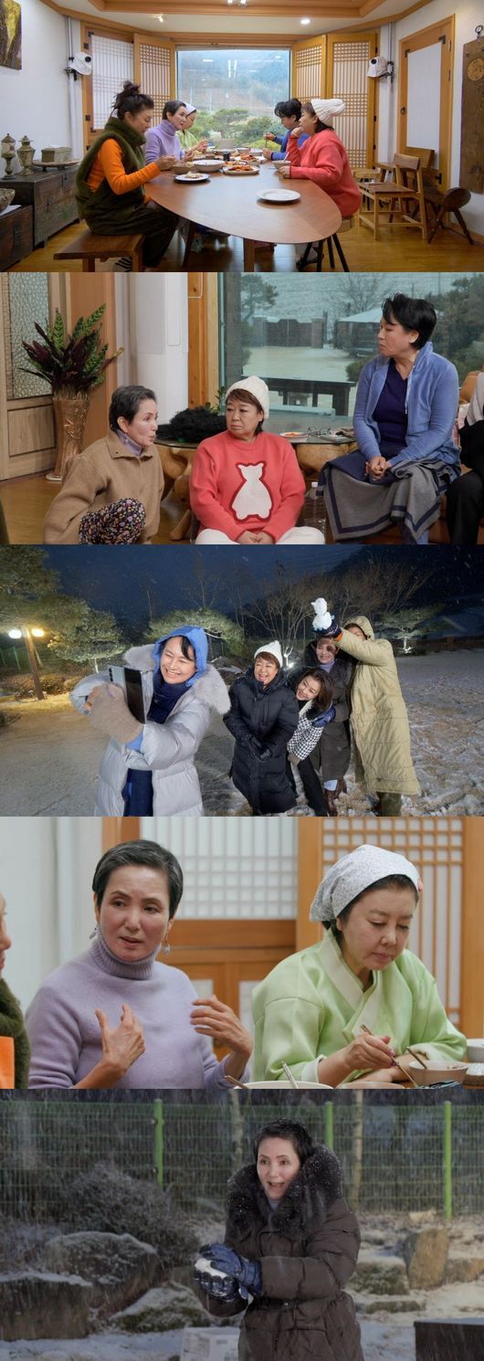 In KBS2 Lets Live together with Park Won-sook, a page listens to Ahn So Youngs life history after last week.In particular, Ahn So-young took out the back story of the movie Mrs. Ama that made her become a sexy star and attracted the attention of a page. I wonder if I would believe that I almost died three times while shooting my wife.The sisters could not speak to Ahn So-youngs Confessions, I rode naked without a saddle. What is the story behind Ahn So-youngs wife, who was so dangerous that the sisters were speechless?A sage and An So Young s chatter continued to gather next to the fireplace.Park Won-sook was fortunate to ask Ahn So-young, Can I ask you this? And carefully asked what kind of person he was.Ahn So-young said, I have never talked about this before. He revealed the story of meeting with the child Father at the ski resort, saying, I can tell you now.The sisters are shocked by the story of Ahn So-young. I wonder what the identity of the child Father, who shocked the sisters, is.Then, An So Young made a decision to raise a child alone and then made a life of confidence.Ahn So-young, who raised his son alone with For Keeps and did not receive help from his family, said, I was frustrated because I did not know my sons heart during his adolescence.Even a sage stole tears at Ahn So Youngs Confessions, I even went to the friends with my son and my son.The story of An So-youngs life that made her sisters tear is revealed.The true life story of Ahn So Young who met a sage can be found on KBS2 Lets live together with Park Won-sook at 8:30 pm on Wednesday, February 23rd.On the other hand, Lets live together with Park Won-sook is a program that shows the value of life that lives together by sharing the hurts and anxieties of each other and talking about the reality and old age problems faced by middle-aged generations through the living together of middle-aged female stars living alone.KBS2