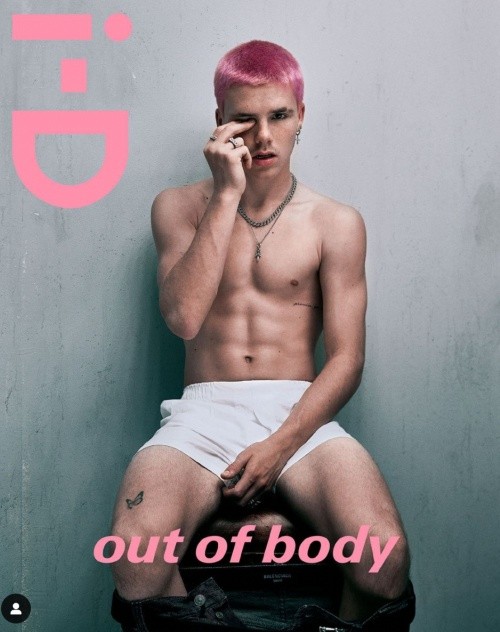 Imagine what it would have been like if this was a girl.The Daily Mail reported on Monday that the magazines debut cover shot of soccer star David Beckhams youngest son, Cruz Beckham, faced accusations of double-standard sexualization.Cruise Beckhams I-D magazine cover image, which was taken at the age of 16, has become hot online. Recently, this image was released through the magazine and Cruz Beckhams SNS.Cruz Beckham, who recently celebrated his 17th birthday, is fully revealing his underwear with his jeans down to his ankles in the public photos.The upper body was masked and posed as if sitting on a toilet in a semi-naked form, with pink buzzcuts and hip accessories such as earrings, necklaces and rings adding to the intensity.The beautiful face that resembles the mother and father in the intense visual is also outstanding.But fans raised their vigilance, commenting on the photo, which he took when he was still 16, as a blatant sexual objectification of minors.SNS said, Cruise Beckham is a double standard to decorate magazine covers in half nude.Imagine the anger if it was that age girl, Why is it socially acceptable for Cruz Beckham to take pictures in his underwear? Why are his parents?Hes a child, These pictures make him look like a druggie prostitute! Its really sad, hes only 17 now, so in this picture is a 16-year-old boy, a little creepy.Ida, who was a sexual object, followed by reactions. There were many direct accusations such as really disgusting.Many fans felt he was too young to proceed with these provocative shoots.Meanwhile, he revealed his passion for what he was trying to do, saying in an interview that he would take the time to walk the path of music.The key to him, who has taught himself how to play various instruments, was patience.Cruz Beckham is known for working with Poo Bear, a musician who created Ushers tracks and Justin Biebers songs.I thought I would want to play football and I did it for a while, he said. But after returning to music, I realized.This is what I want to do, he said, revealing that his mothers blood was stronger.Meanwhile, Cruise Beckhams father, David Beckham, married Victoria Beckham, a member of the Spice Girls, who was loved by Britains best girl group, in 1999.They have sons Brooklyn Beckham, Romeo Beckham, Cruz Beckham and daughter Harper Seven Beckham.i-D Instagram, Cruise Beckham Instagram