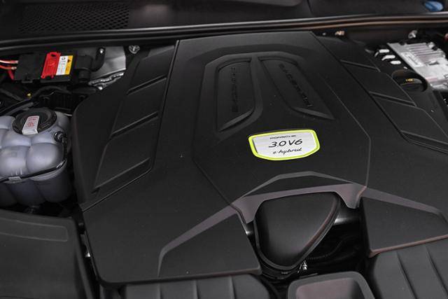 포르쉐 카이엔 E-하이브리드 쿠페 시승기